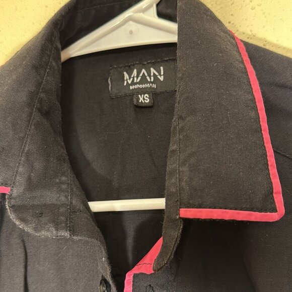 Black button down shirt - Picture 2 of 4